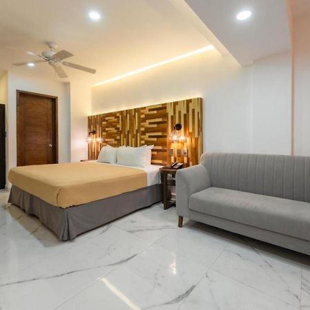 Collection O Hotel Marvic Playa del Carmen Eksteriør bilde
